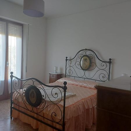 Апартаменты Casa Dina Сан-Джиминьяно Экстерьер фото