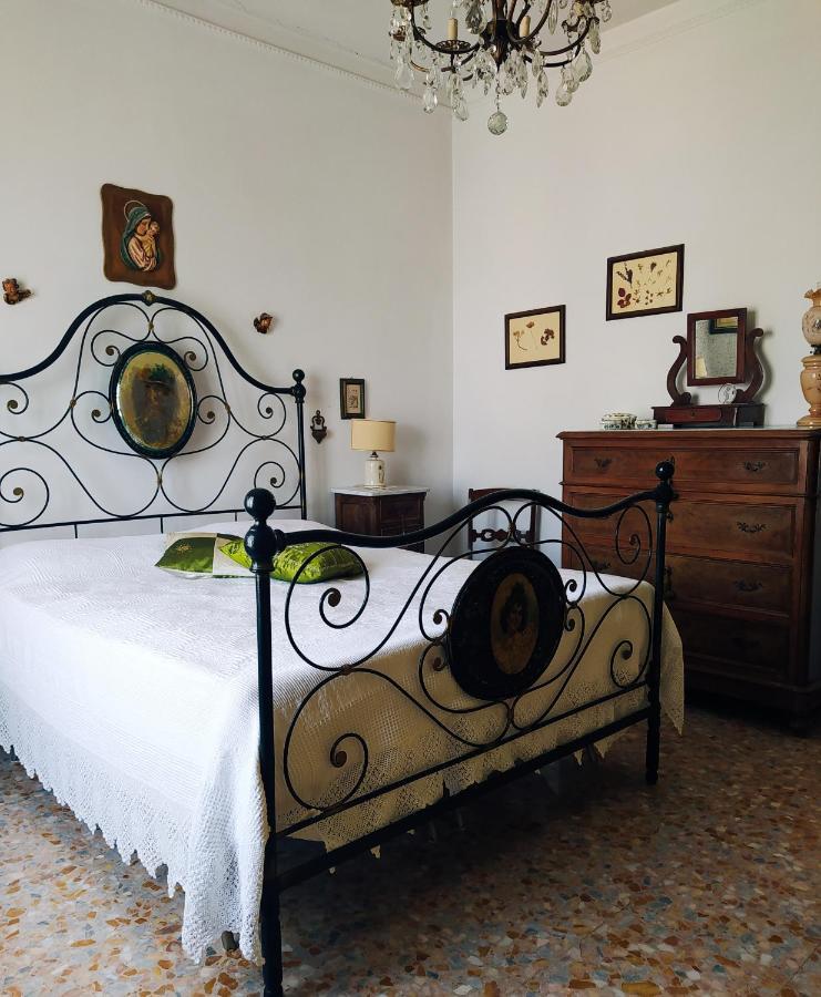 Апартаменты Casa Dina Сан-Джиминьяно Экстерьер фото